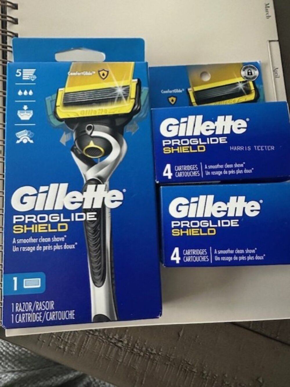 NIB Gillette Proglide Shield plus 2 packs of cartridges